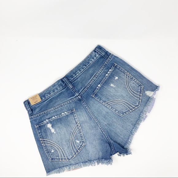 The Hollister High Rise Festival Shorts - Picture 3 of 6